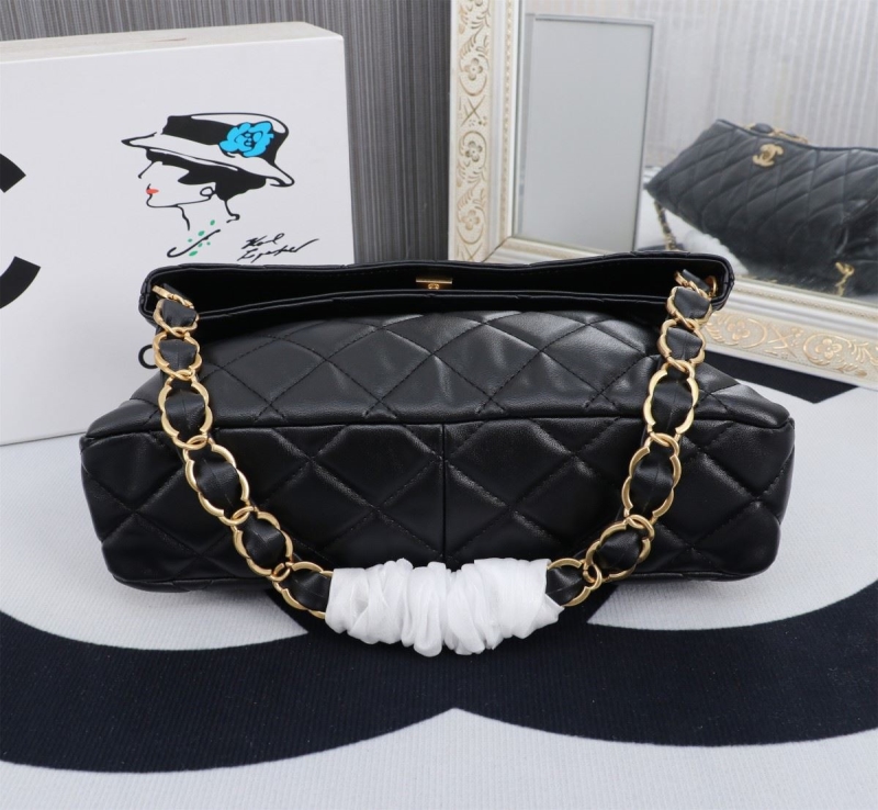 Ch**el shopping bags